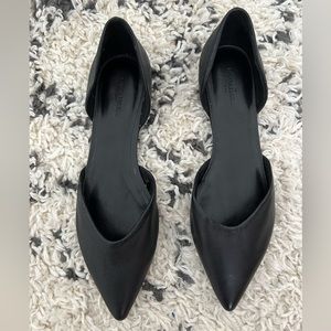 Banana Republic Flats